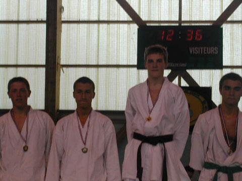 PODIUM12